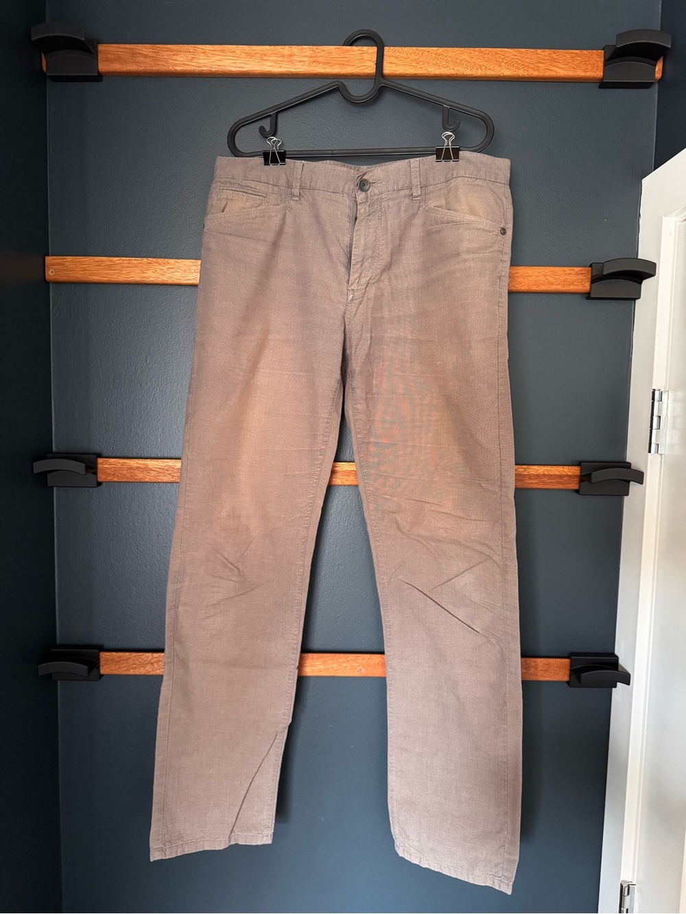 RW&Co Men's Casual Slim Straight-Leg Pants in Taupe